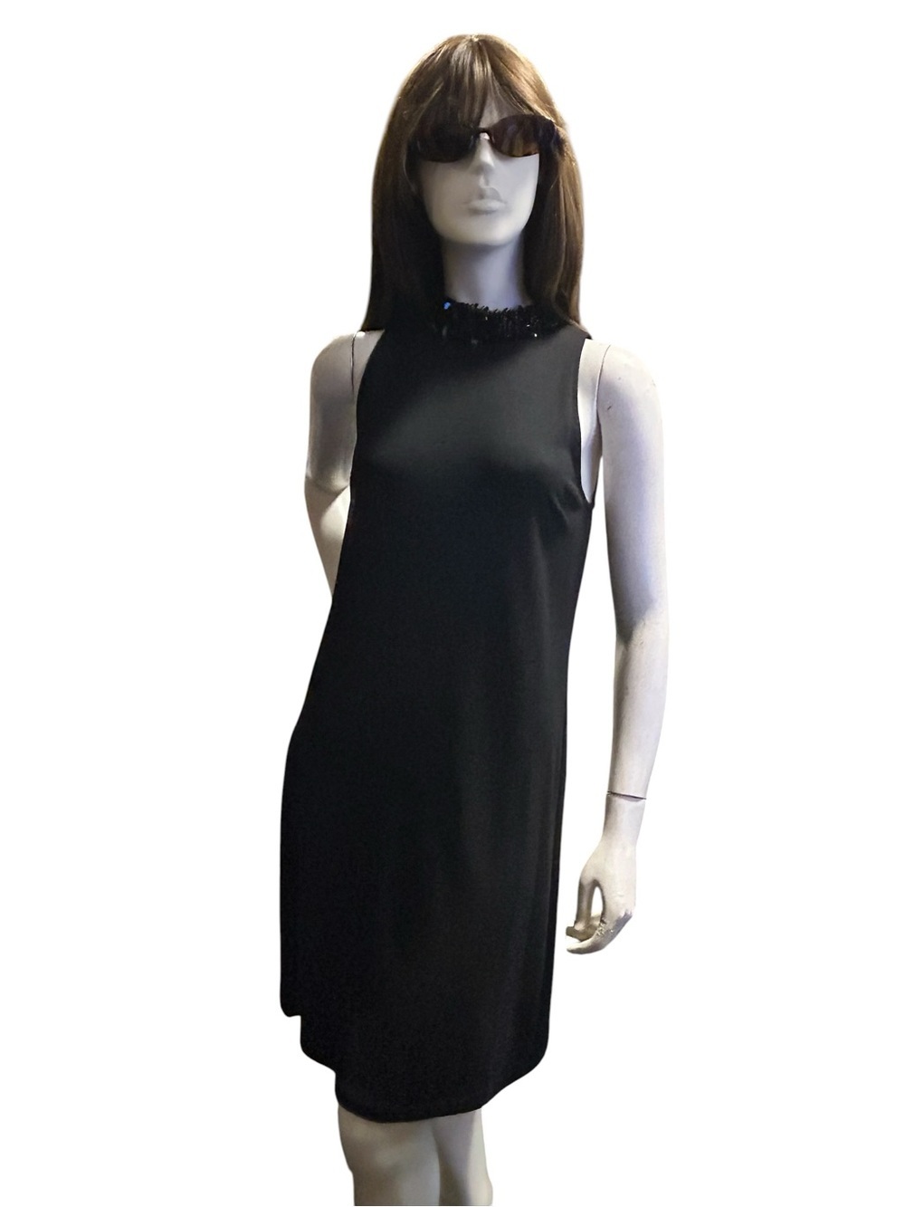 Maggy London Black Scuba Knit Shift Dress Beaded Neckline LBD Size 6 Timeless - Picture 5 of 9